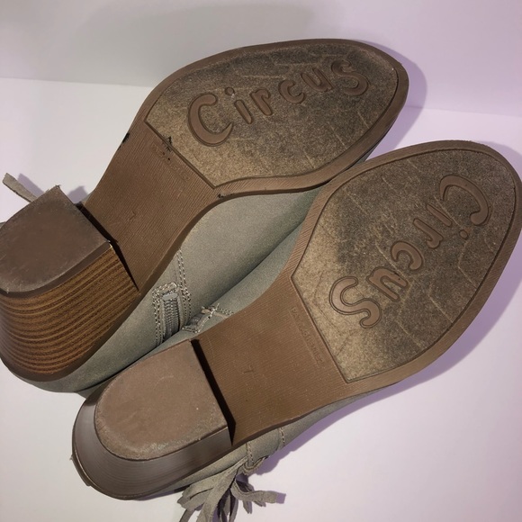 Circus by Sam Edelman Lennon Fringe Gray  Booties - Picture 5 of 7